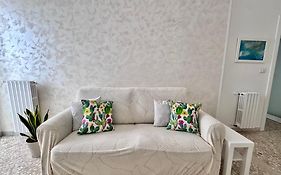 Aliste Apartment